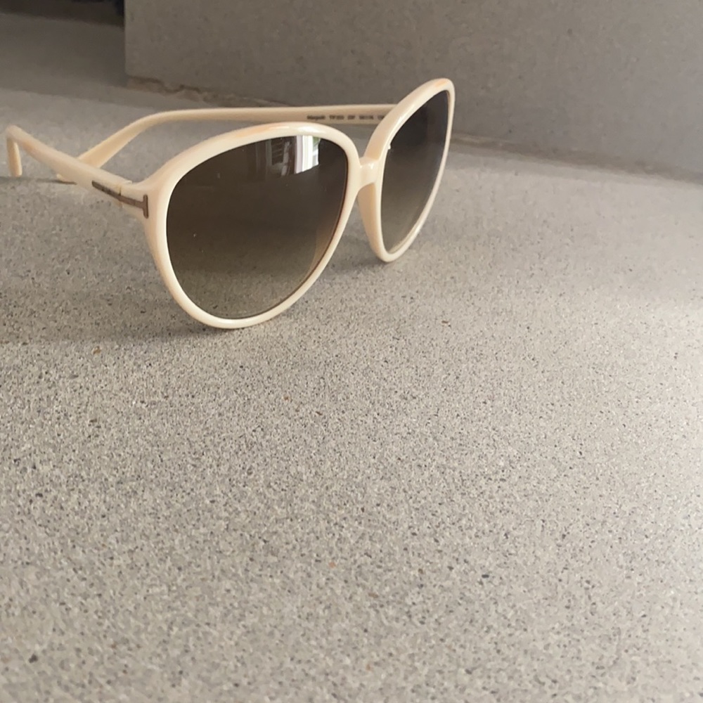Tom Ford Margreth Sunnies - Picture 6 of 6